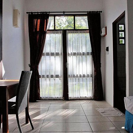 Basaga Holiday Residences Kuching Extérieur photo