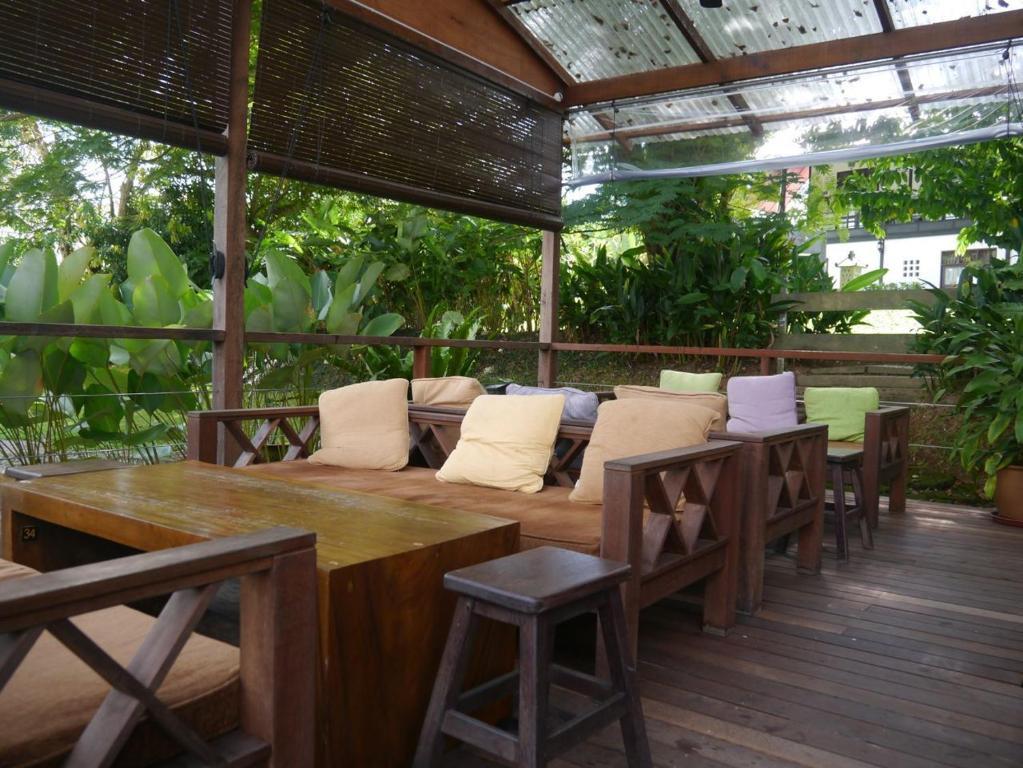 Basaga Holiday Residences Kuching Extérieur photo