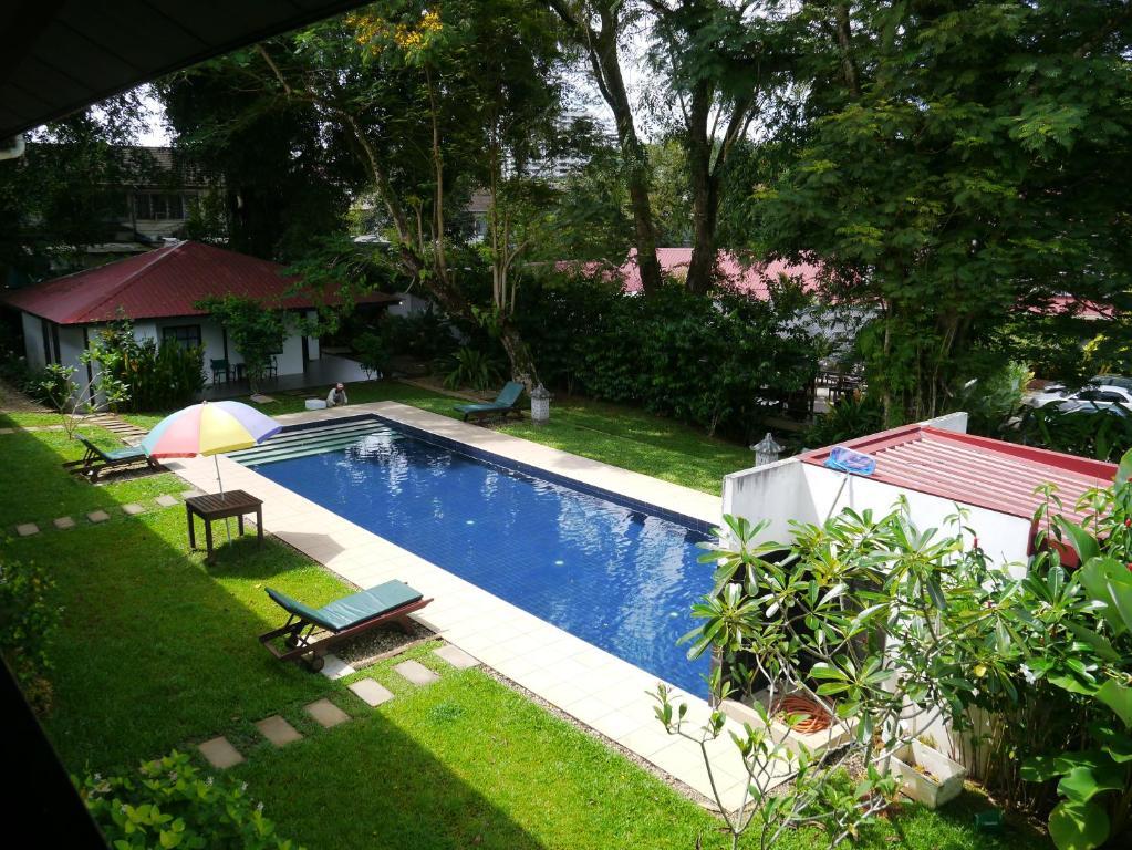 Basaga Holiday Residences Kuching Extérieur photo