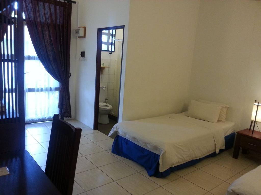Basaga Holiday Residences Kuching Extérieur photo