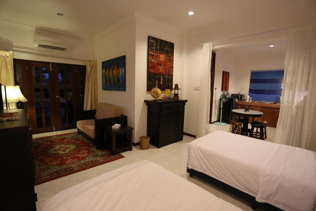 Basaga Holiday Residences Kuching Extérieur photo
